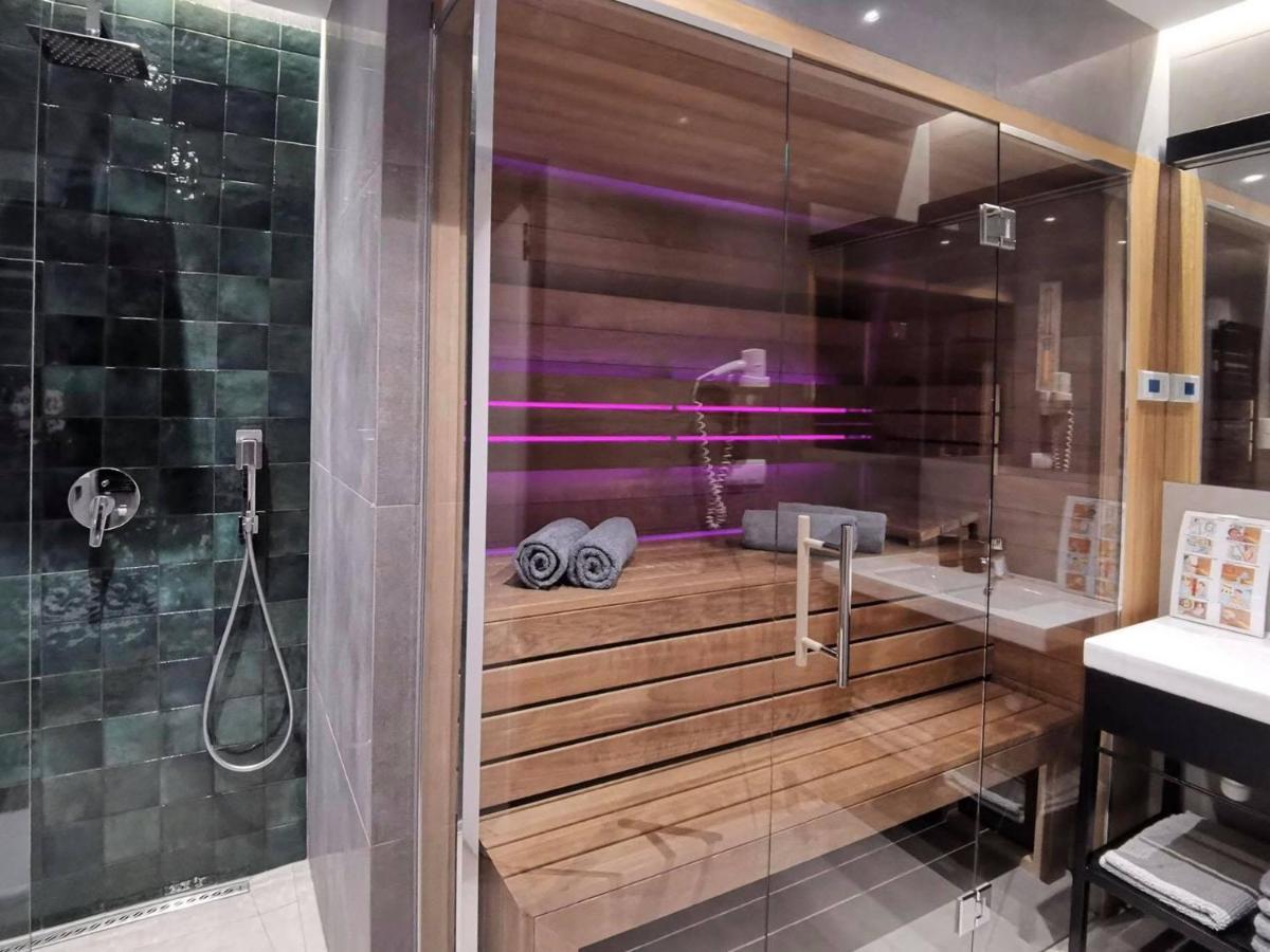 Jacuzzi Apartments Krakow Bagian luar foto