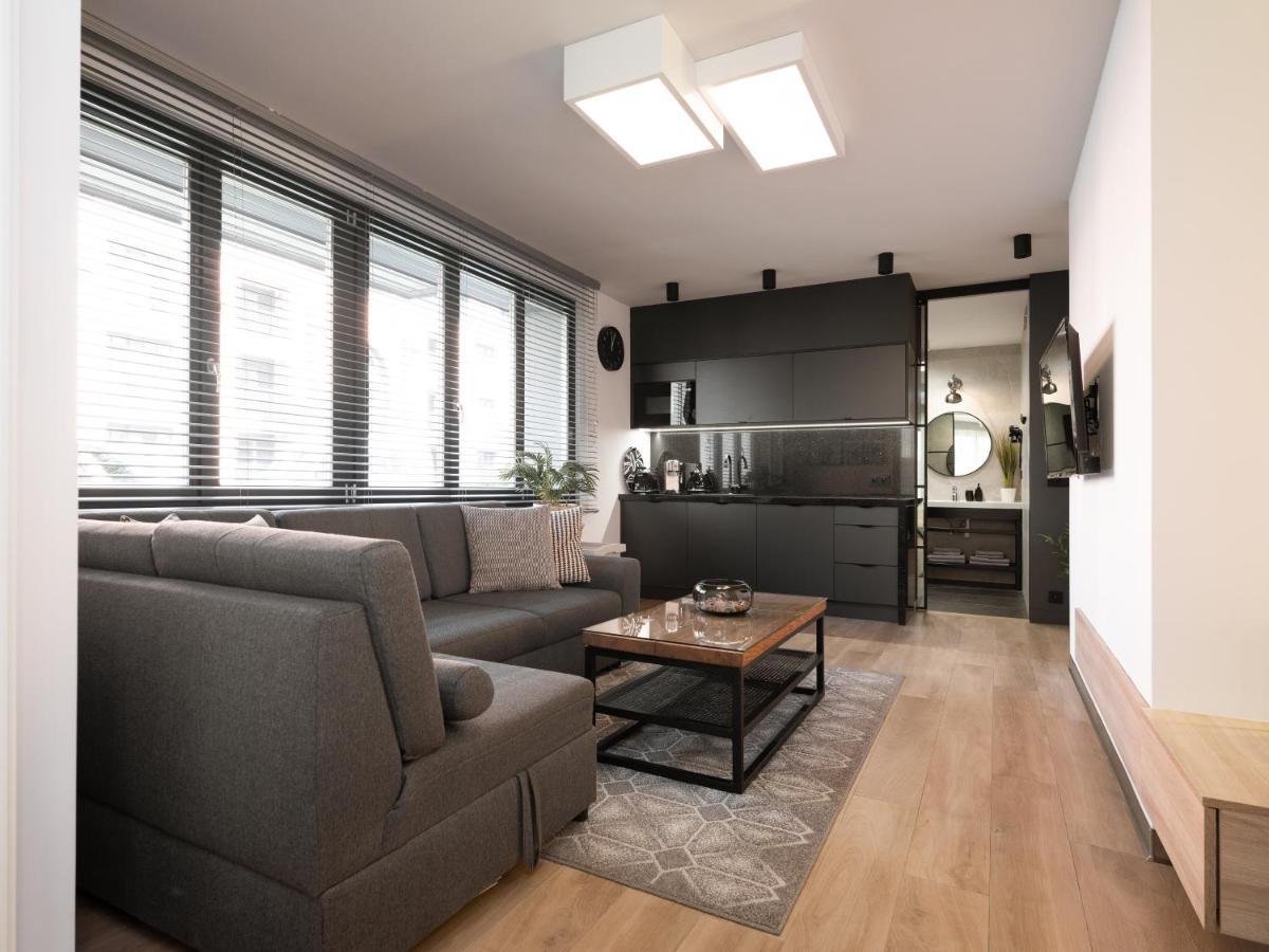 Jacuzzi Apartments Krakow Bagian luar foto