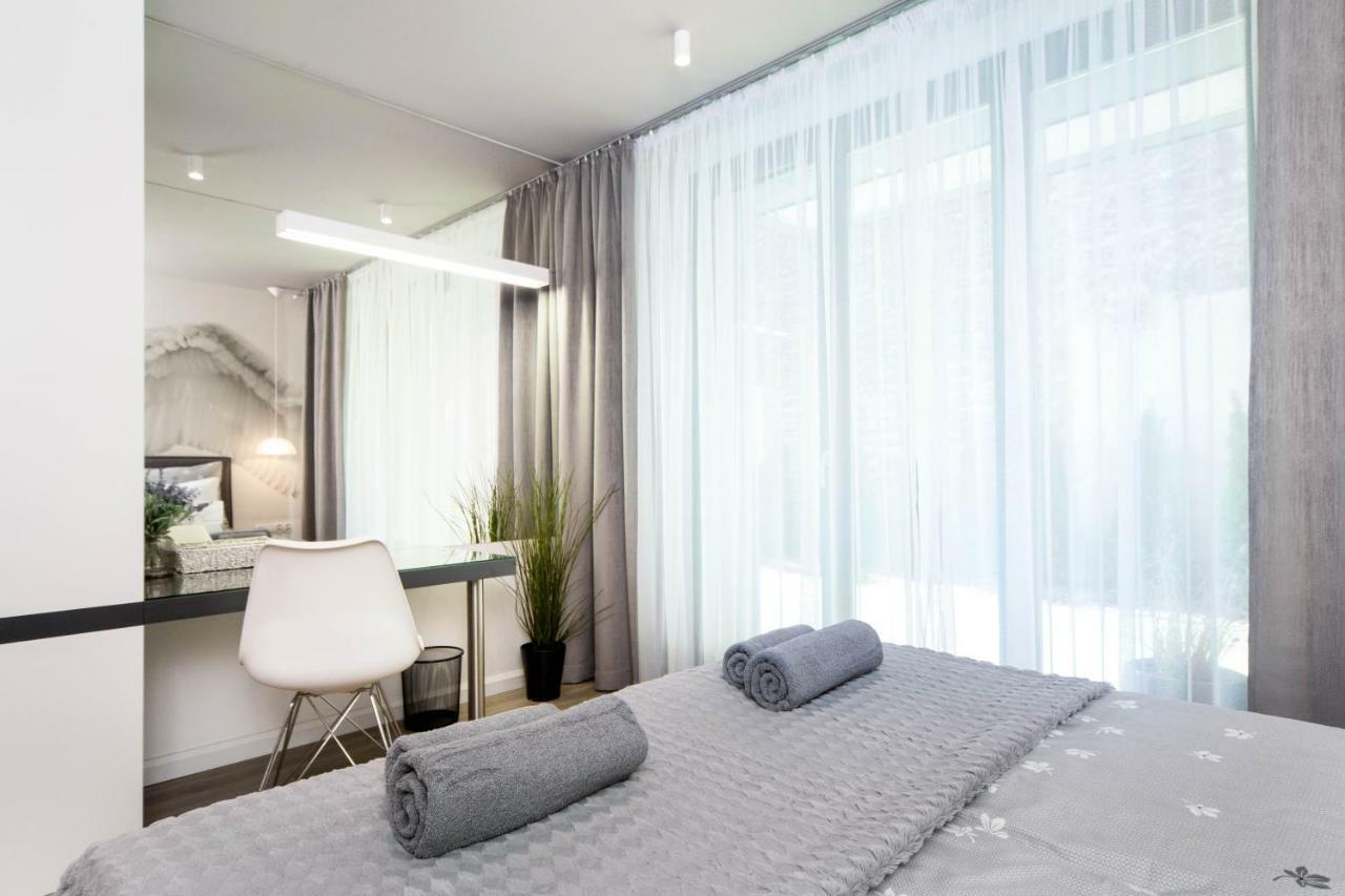 Jacuzzi Apartments Krakow Bagian luar foto