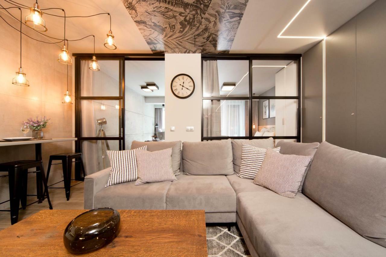 Jacuzzi Apartments Krakow Bagian luar foto