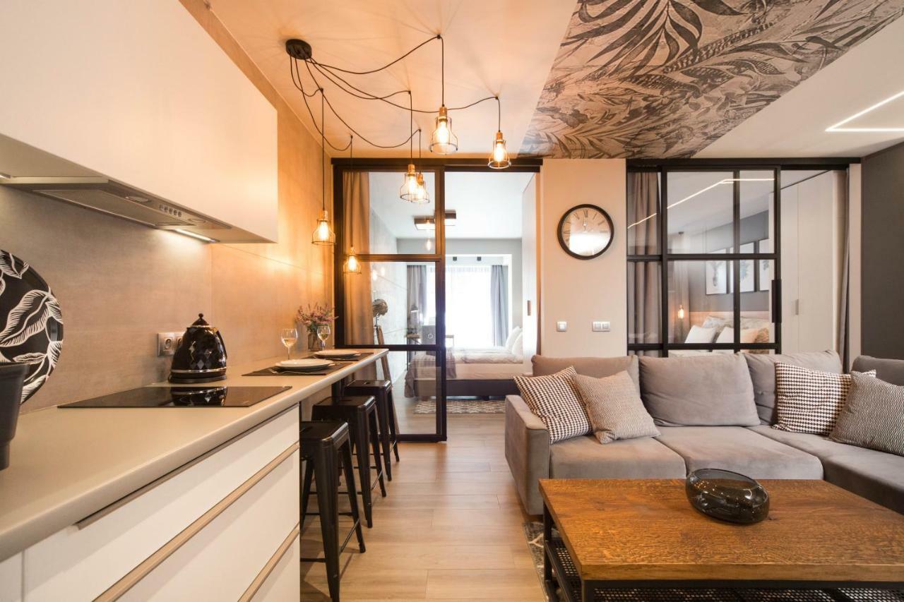 Jacuzzi Apartments Krakow Bagian luar foto