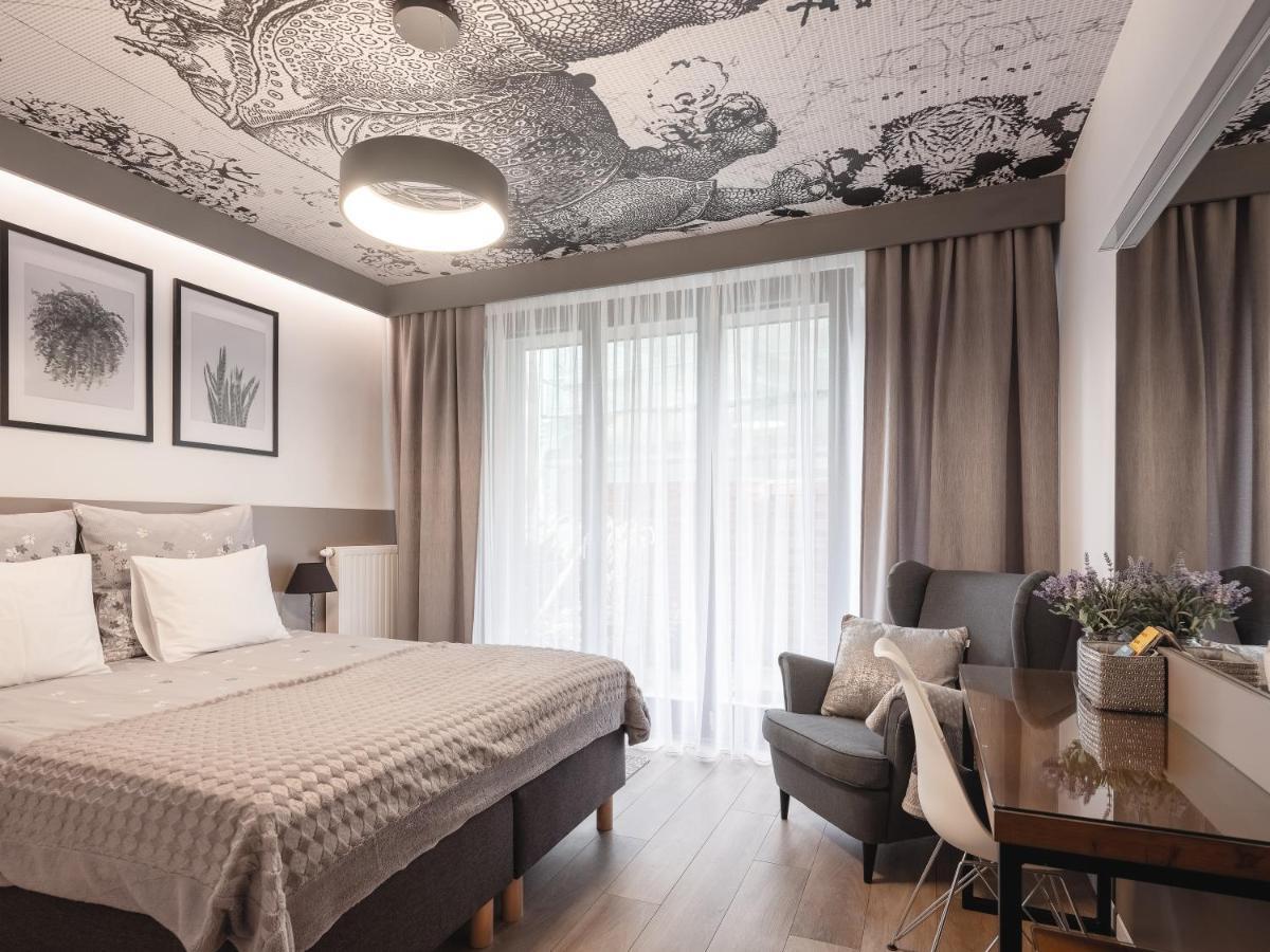 Jacuzzi Apartments Krakow Bagian luar foto